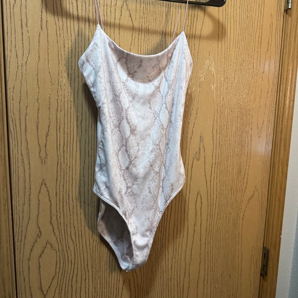 Bodysuit Forever 21 size small - Picture 2 of 8